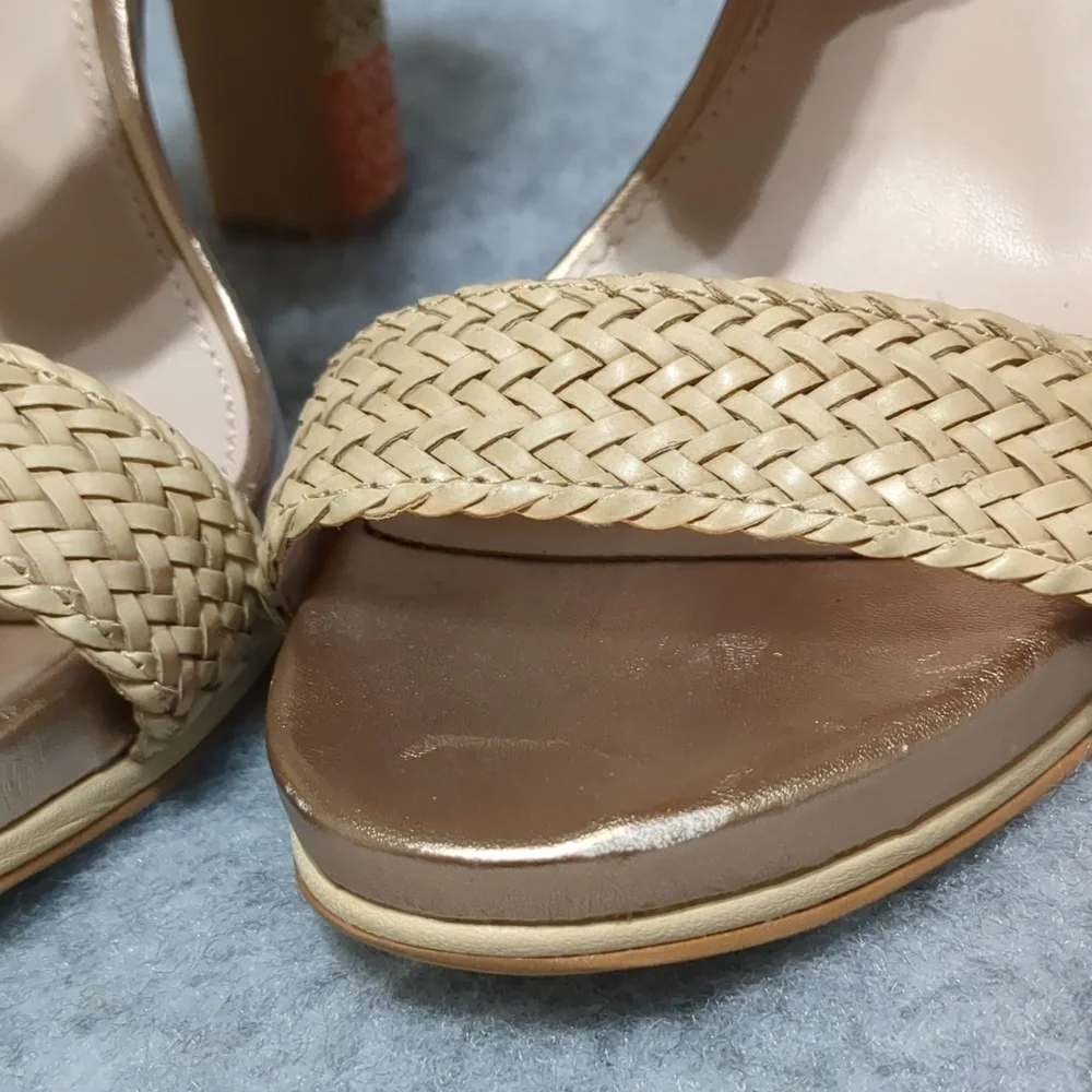Vince Camuto Adrien Coral leather heel Sandals size 9.5 - Picture 9 of 10